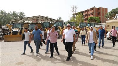 محافظ الوادي الجديد يتفقد وحدتي 