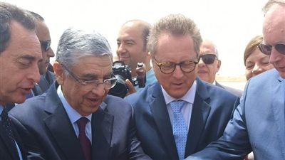 الكهرباء: مصر قادرة على توليد 1270 جيجاوات من الطاقة المتجددة