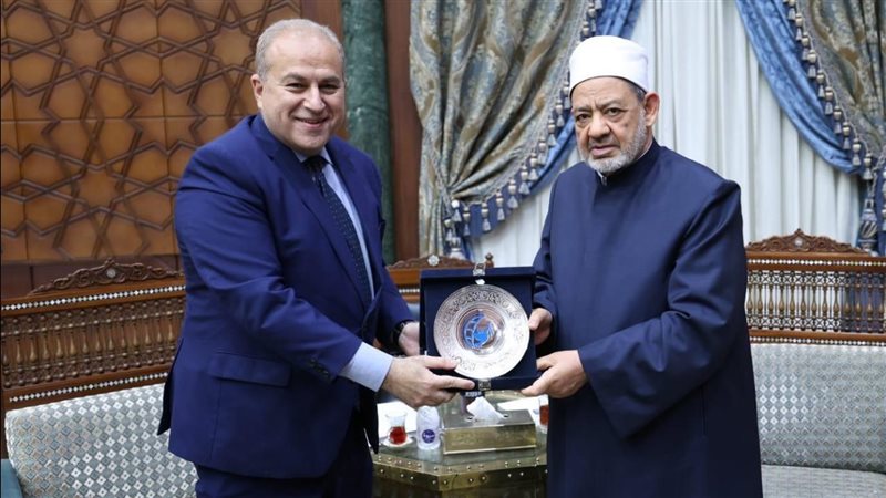 شيخ الأزهر ومدير