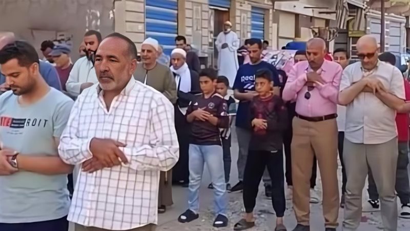 أهالي قرية بكفر الشيخ