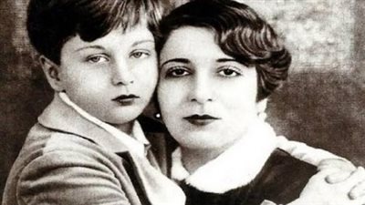  نازلي صبري، أم الملك فاروق التي فرطت في التاج والعرش من أجل الهوى