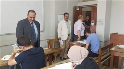جامعة بنها تتابع أعمال الامتحانات بكلية الهندسة