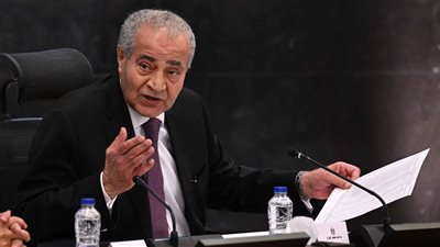  اليوم، اجتماع بين وزير التموين وشعبة المخابز بعد رفع سعر رغيف الخبز المدعم إلى 20 قرشا
