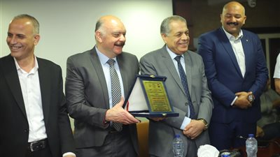 تفاصيل مؤتمر تجارية البحيرة بشأن تنمية التجارة الداخلية وكيفية التحول للدعم النقدي