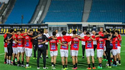 حسام حسن يستقر على ثنائي قلب دفاع منتخب مصر أمام بوركينافاسو