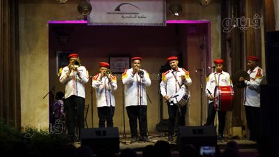 فرقة الآلات الشعبية تشعل مسرح مهرجان الطبول الدولي بسور القاهرة الشمالي (صور)