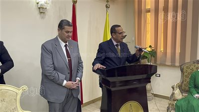 لحظة اعتماد محافظ شمال سيناء نتيجة الشهادة الإعدادية (فيديو وصور)