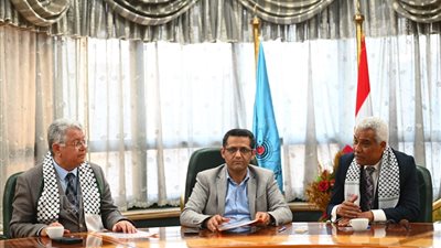 رئيس مستشفى الكبد المصري: بروتوكول التعاون مع نقابة الصحفيين يشمل الفلسطينيين (صور)