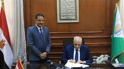 بالأسماء، أوائل الشهادة الإعدادية في الجيزة (صور)