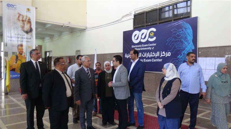 رئيس جامعة المنيا
