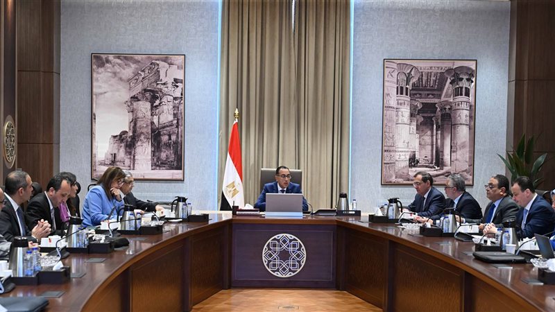 اجتماع برئاسة الدكتور