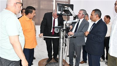 رئيس جامعة القناة  يُتابع تجهيز معمل التشريح الرقمي بكلية العلاج الطبيعي(صور) 