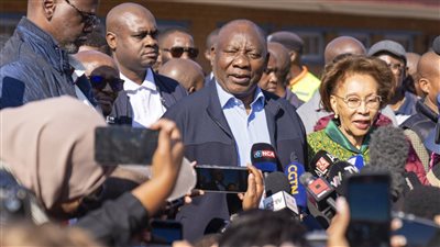 بعد فرز 50 % من الأصوات حزب مانديلا يخسر الأغلبية في جنوب أفريقيا