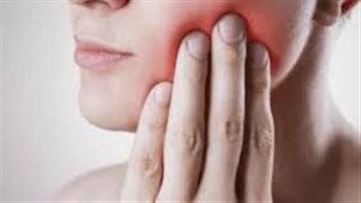  منها ألم الفك والصداع، أعراض وأسباب شلل بيل
