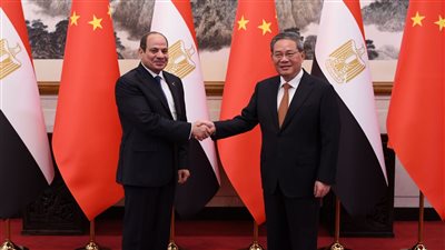  السيسي: نحرص على توطين الصناعات والتكنولوجيا وتوفير فرص عمل جديدة بالسوق المصرية