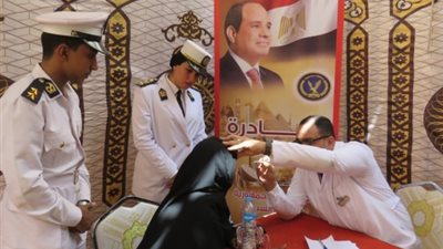 مبادرة كلنا واحد توجه قافلة إنسانية وطبية للبحيرة