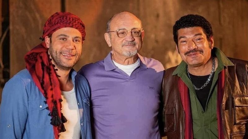 اللعب مع العيال.فيتو