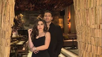 خطيبة مسلم تحتفل بعودتهما بعد الانفصال بطريقتها الخاصة (صور)