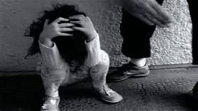 الاستماع لأقوال سيدة اتهمت عامل كافيه بالاعتداء على ابنها بالنزهة