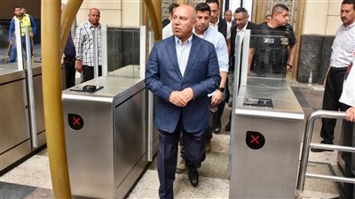 وزير النقل: تقديم كافة الخدمات للمواطنين لتسهيل تنقلاتهم عبر خطوط السكك الحديدية 