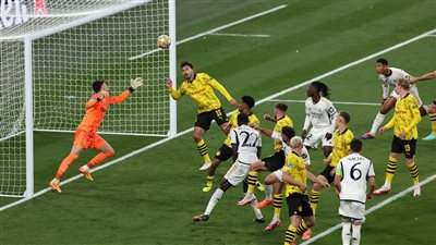 بيريز يتحدث عن قصة حب ريال مدريد ودوري أبطال أوروبا 