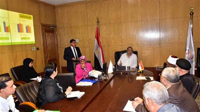 سكرتير عام محافظة الأقصر يترأس اجتماع المجلس الإقليمي للسكان
