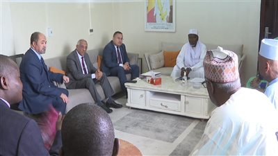 وزير التعليم العالي والتكوين المهنى بجمهورية تشاد يستقبل وفد جامعة الإسكندرية