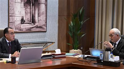 رئيس الوزراء يواصل مناقشة المقترحات الخاصة بتطوير مرحلة الثانوية العامة.. طرحها من خلال آلية الحوار الوطني.. والاستفادة من مناهج النيل المصرية 