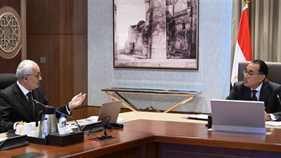 رئيس الوزراء يُتابع إجراءات سد العجز في أعداد المُعلمين على مستوى الجمهورية 