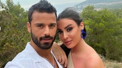 ميرنا نور الدين تحتفل بالعيد الأول لزفافها بصور رومانسية مع زوجها