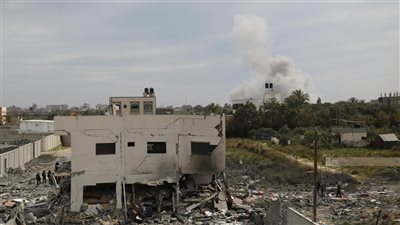 4 شهداء في غارة للاحتلال على مخيم النصيرات وسط قطاع غزة