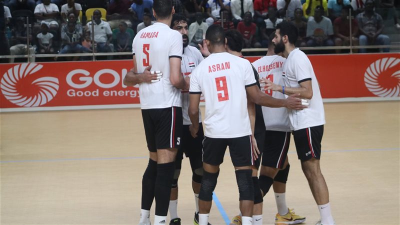 منتخب الكرة الطائرة،فيتو