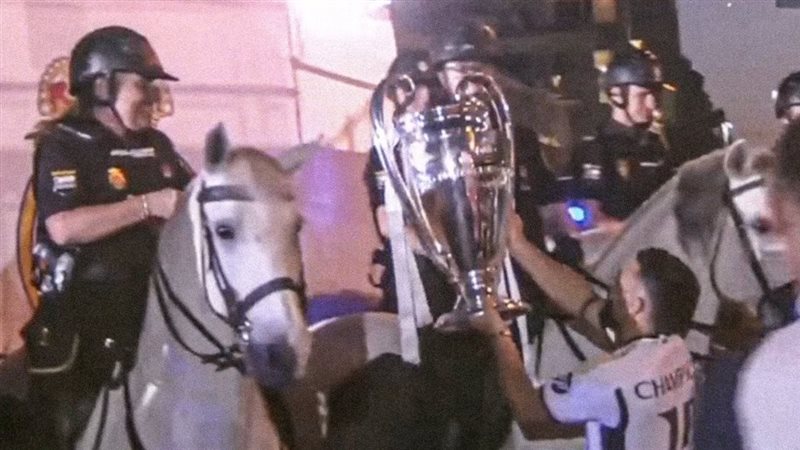 كارفاخال مع والده،فيتو