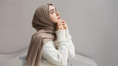 متى يطلب الأب والأم من بناتهم ارتداء الحجاب؟، عضو 