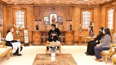 البابا تواضروس يناقش مع سفيرة اليونسكو ترميم المتحف القبطي
