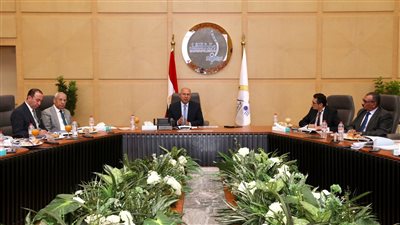 وزير النقل يترأس الجمعية العمومية العادية لشركات النقل البحري لاعتماد الموازنة التقديرية