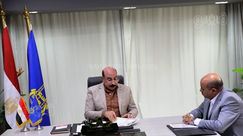 محافظ أسوان يعتمد