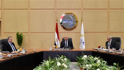 وزير النقل يترأس الجمعية العامة لشركة المركز الطبي لسكك حديد مصر