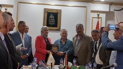 الضرائب: تشكيل لجنة مشتركة من المصلحة واتحاد المستثمرين لمناقشة جميع المشاكل وحلها