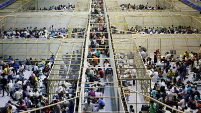 بدء فرز أصوات أكبر عملية انتخابية في الهند