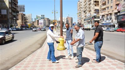 تركيب مقاعد انتظار للمواطنين بشارع قناة السويس في المنصورة 