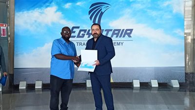أكاديمية مصر للطيران للتدريب تنظم دورة تدريبية للعملاء من الخارج