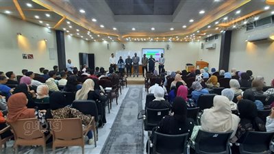  إقبال على المراجعات النهائية لطلاب الثانوية العامة بالوادي الجديد (صور)