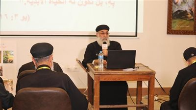 9 إيبارشيات يشاركون في برنامج البابا تواضروس للتعليم الكنسي