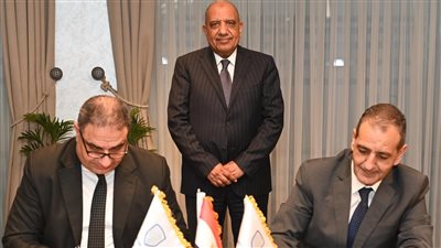 وزير قطاع الأعمال يشهد توقيع بروتوكول تعاون مع مجمع الإصدارات المؤمنة والذكية
