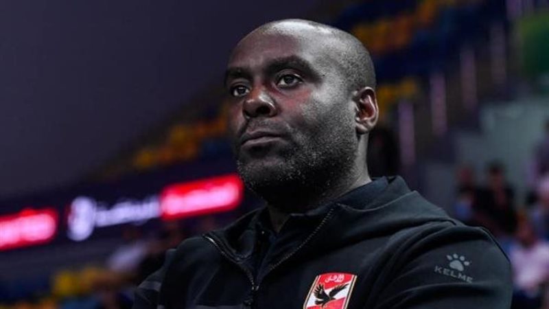 ديفيد ديفيز مدرب