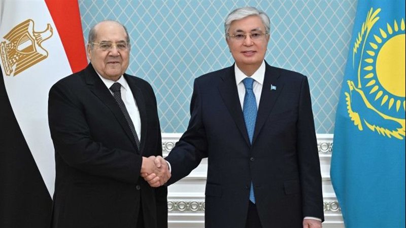 الرئيس الكازاخستانى