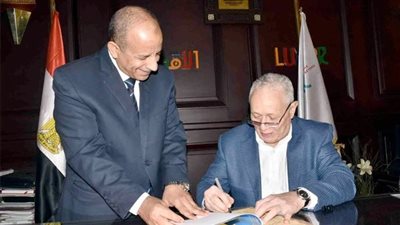 بنسبة نجاح 80%، محافظ الأقصر يعتمد نتيجة الشهادة الإعدادية