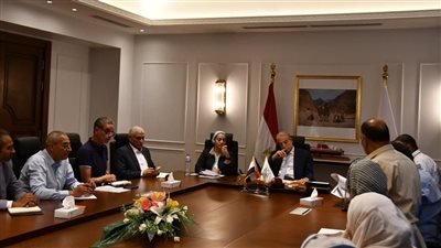 محافظ جنوب سيناء: افتتاح السوق القديم والمول التجارى بشرم الشيخ 30 يونيو