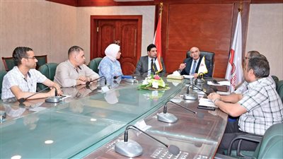 اللجنة الفنية بسوهاج تناقش سرعة إنهاء 18 ألف طلب تصالح